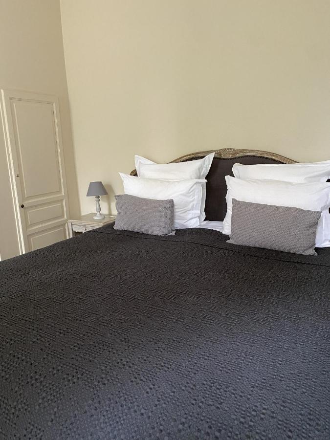 N15 - Les Confidences - Chambres D'Hotes Avignon Kamer foto