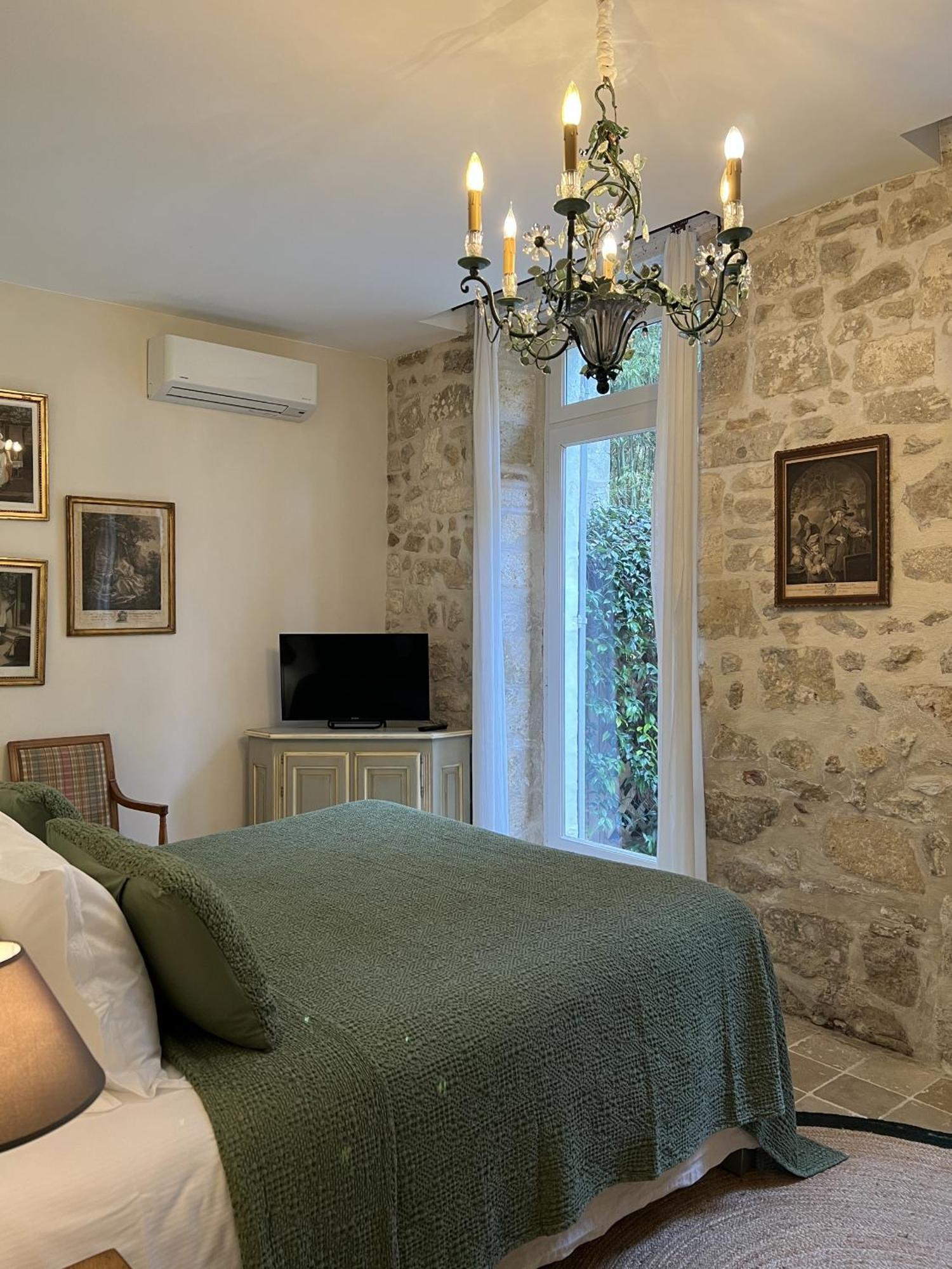 N15 - Les Confidences - Chambres D'Hotes Avignon Kamer foto